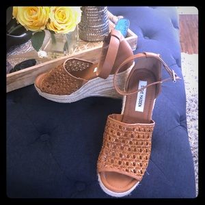 Steve Madden Wedge Heels size 9